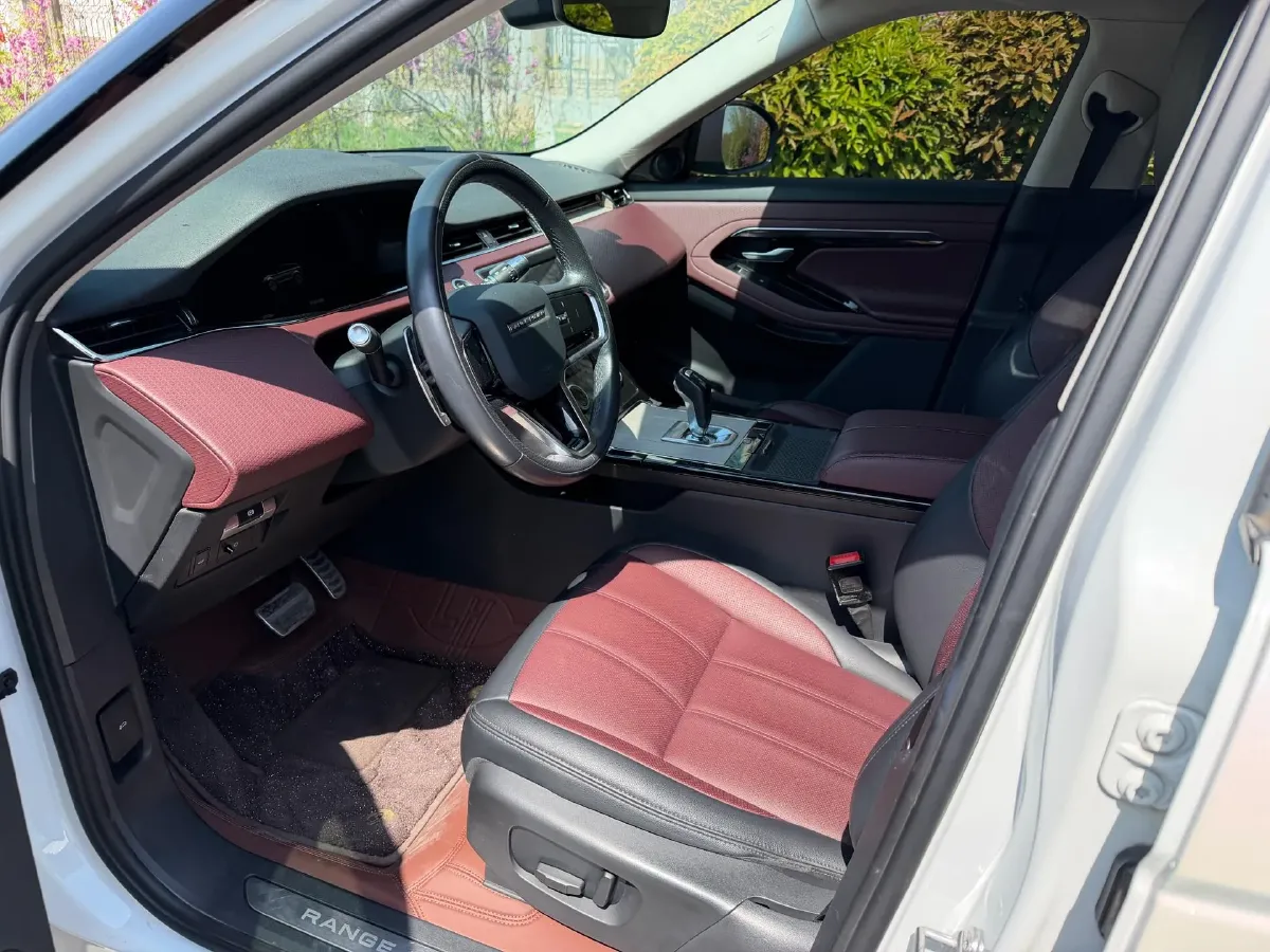 2021 Land Rover Range Rover Evoque 2.0T 249HP L4 9AT,autocango,china used car exporter,china ev exporter,chinese used car exporter,chinese used ev exporter