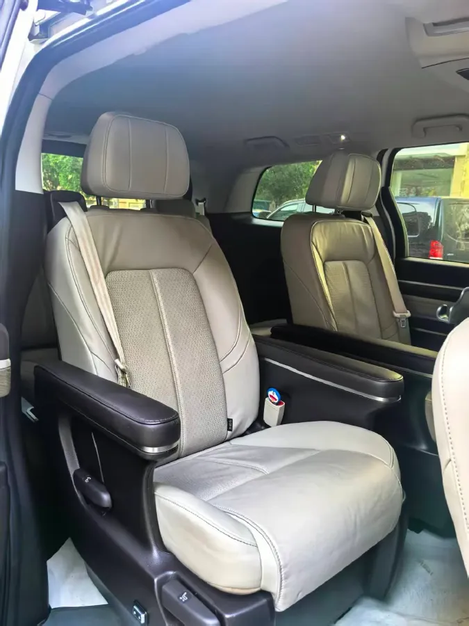 2023 GAC Trumpchi M8 2.0T 252HP L4 8AT,autocango,china used car exporter,china ev exporter,chinese used car exporter,chinese used ev exporter