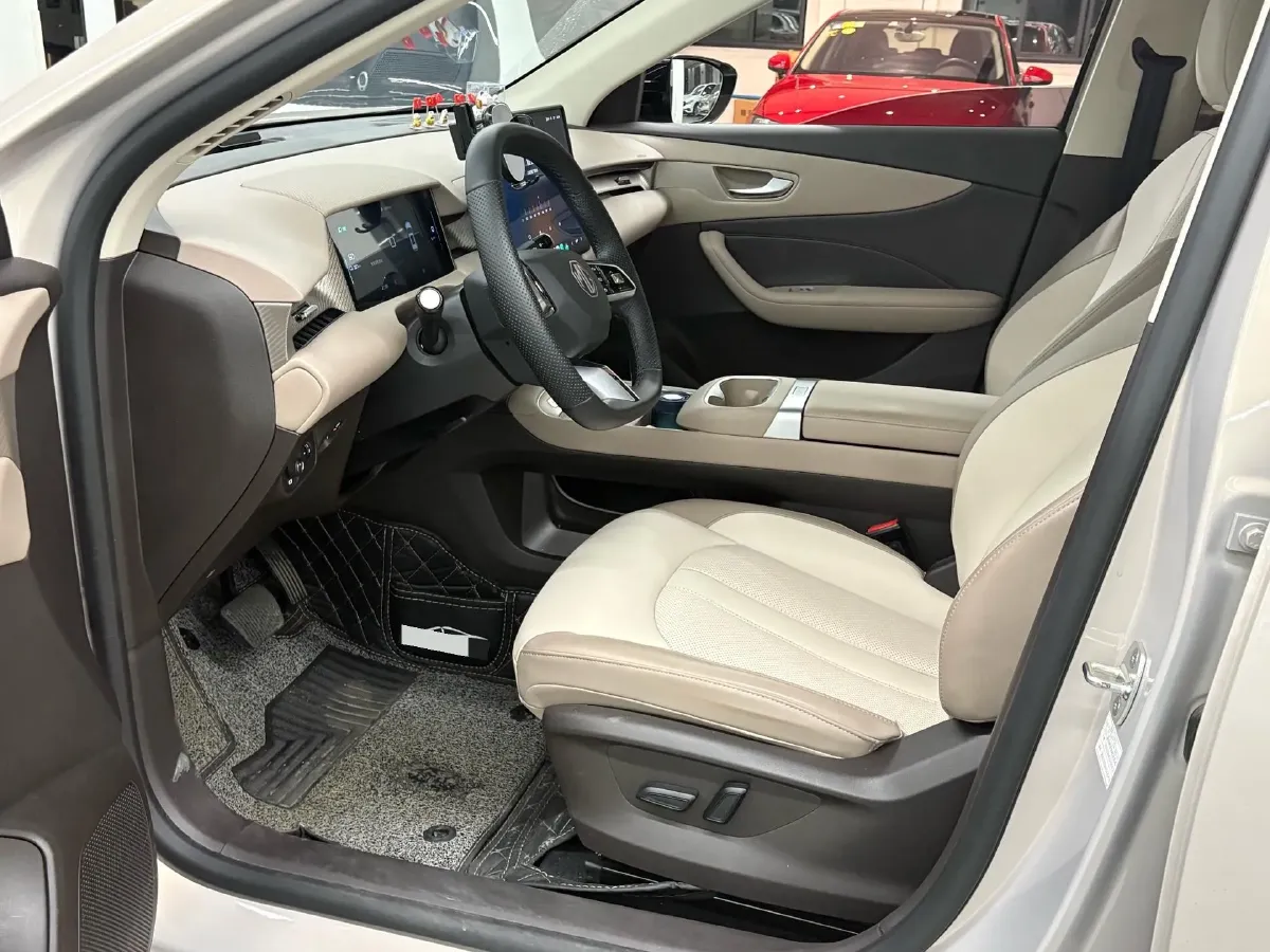 2025 MG MG ES5 BEV 62.2KWH,autocango,china used car exporter,china ev exporter,chinese used car exporter,chinese used ev exporter