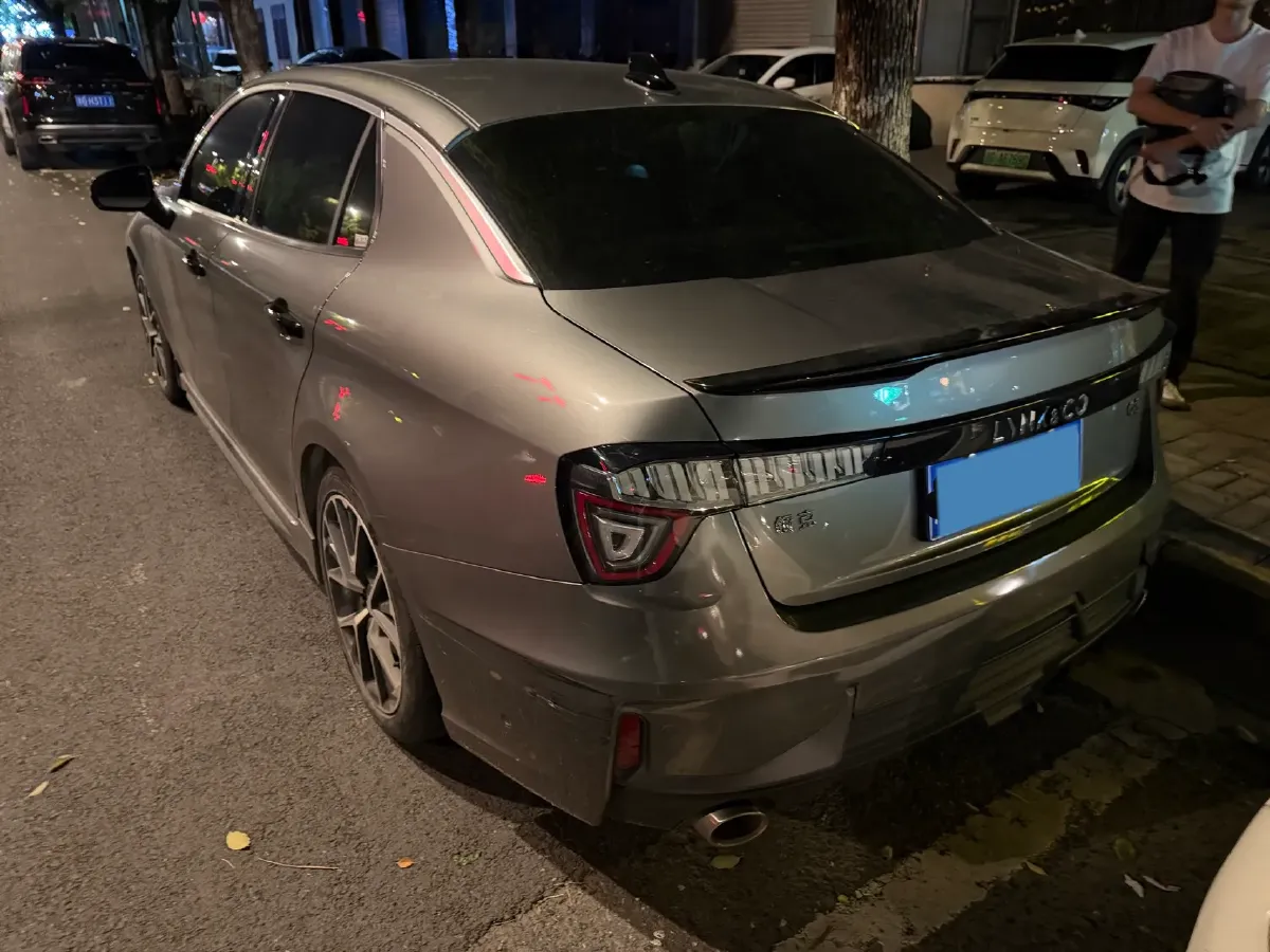 2022 LYNK&CO 03 2.0T 190HP L4 7DCT,autocango,china used car exporter,china ev exporter,chinese used car exporter,chinese used ev exporter