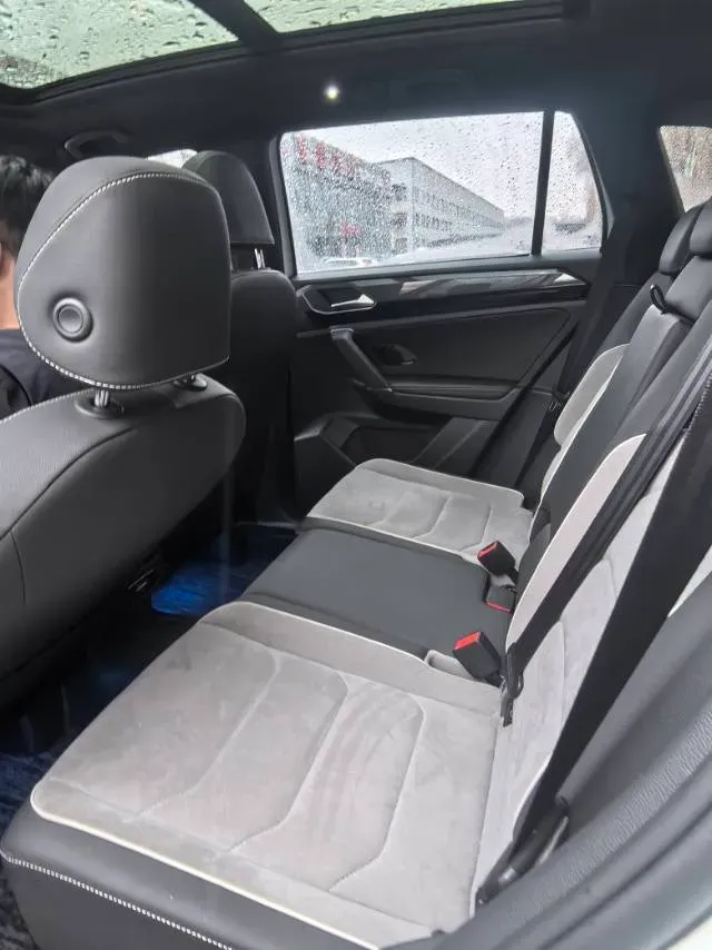 2021 Volkswagen Tayron 2.0T 220HP L4 7DCT,autocango,china used car exporter,china ev exporter,chinese used car exporter,chinese used ev exporter