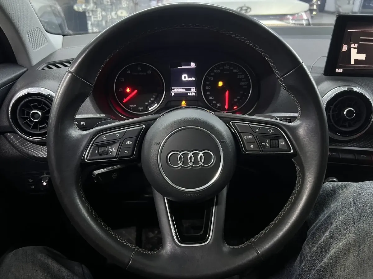 2022 Audi Q2L 1.4T 150HP L4 7DCT,autocango,china used car exporter,china ev exporter,chinese used car exporter,chinese used ev exporter