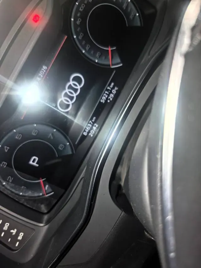 2023 Audi A6L 2.0T 190HP L4 7DCT,autocango,china used car exporter,china ev exporter,chinese used car exporter,chinese used ev exporter