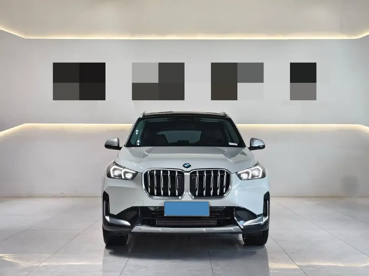 2023 BMW X1 1.5T 156HP L3 7DCT,autocango,china used car exporter,china ev exporter,chinese used car exporter,chinese used ev exporter