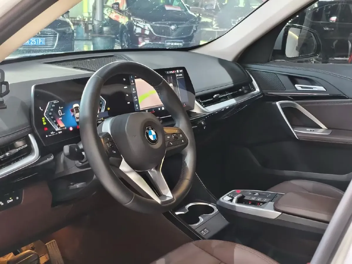 2023 BMW X1 1.5T 156HP L3 7DCT,autocango,china used car exporter,china ev exporter,chinese used car exporter,chinese used ev exporter