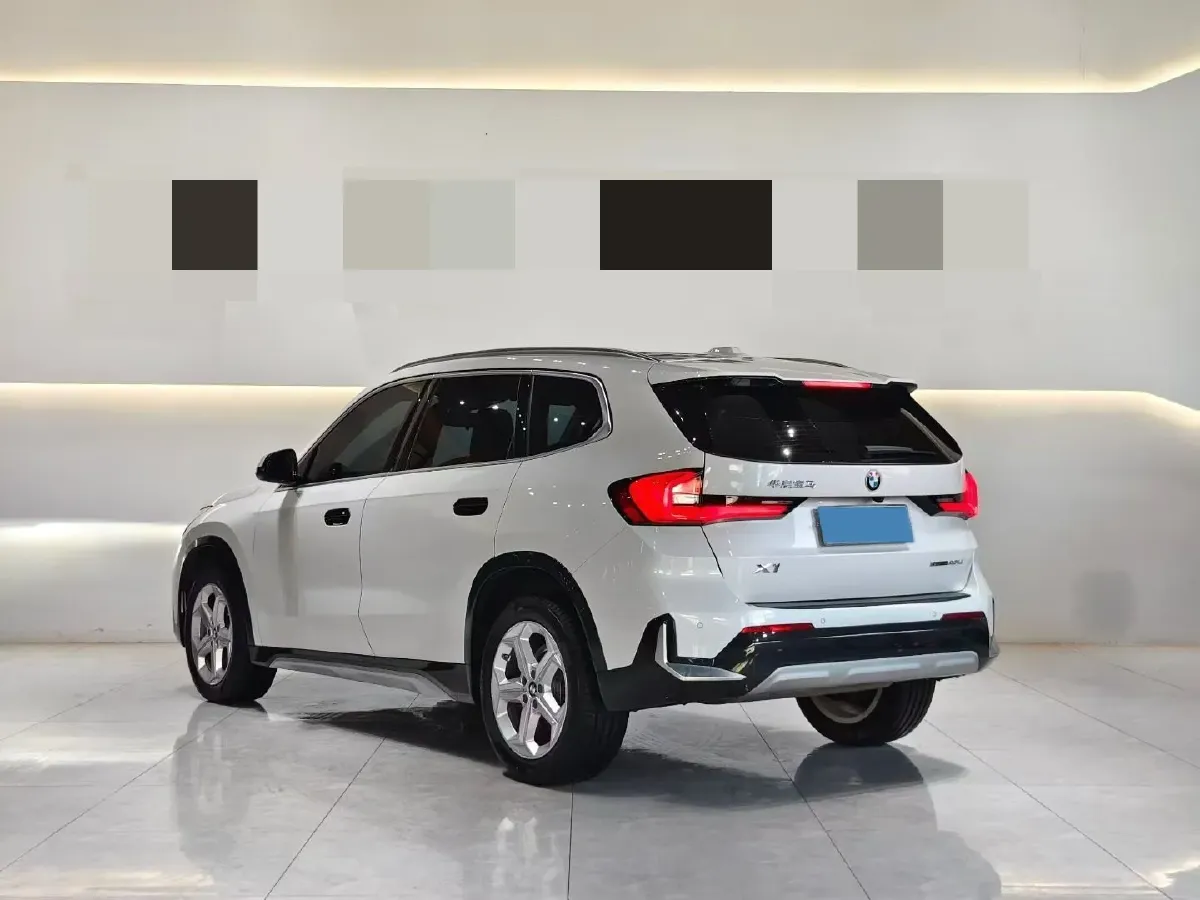 2023 BMW X1 1.5T 156HP L3 7DCT,autocango,china used car exporter,china ev exporter,chinese used car exporter,chinese used ev exporter