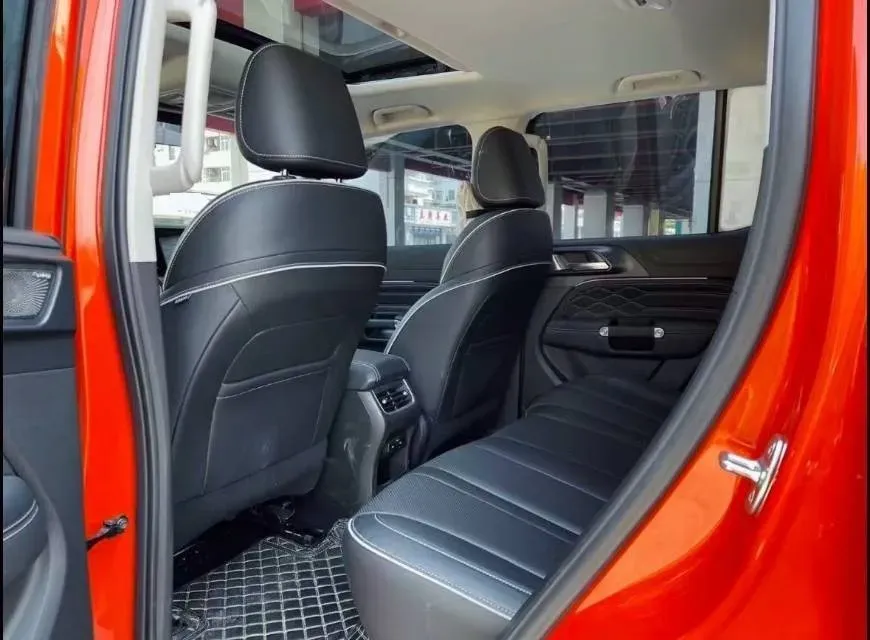 2024 Tank 300 2.0T 227HP L4 8AT,autocango,china used car exporter,china ev exporter,chinese used car exporter,chinese used ev exporter