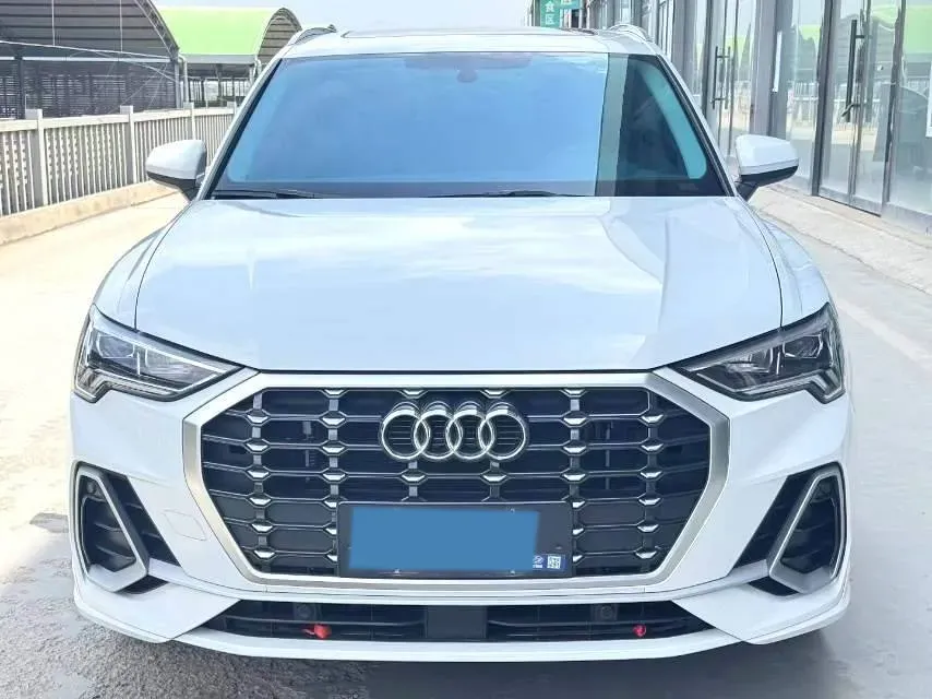 2023 Audi Q3 1.4T 150HP L4 7DCT,autocango,china used car exporter,china ev exporter,chinese used car exporter,chinese used ev exporter