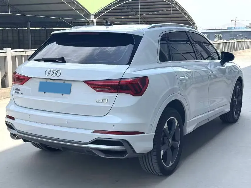 2023 Audi Q3 1.4T 150HP L4 7DCT,autocango,china used car exporter,china ev exporter,chinese used car exporter,chinese used ev exporter
