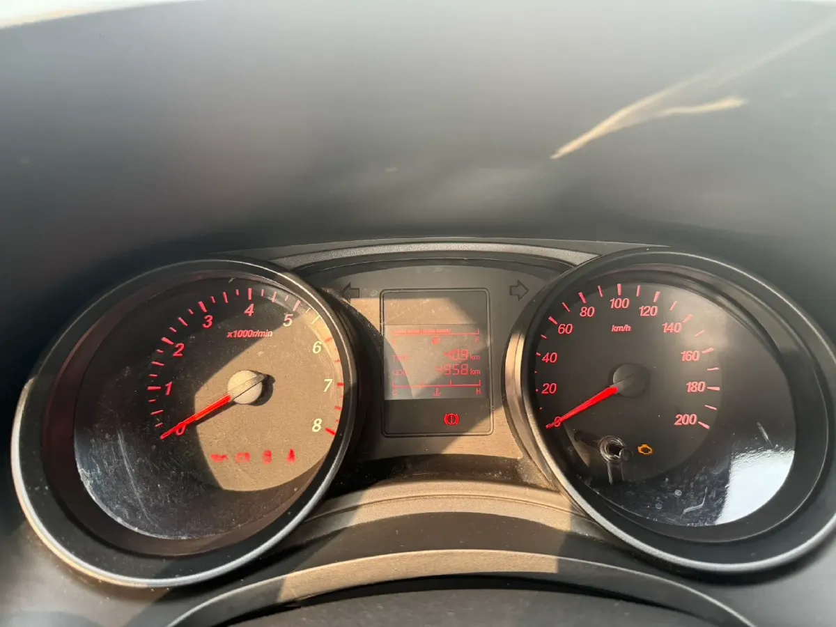 2021 WuLing RongGuang New Truck 1.5L 99HP L4 5MT,autocango,china used car exporter,china ev exporter,chinese used car exporter,chinese used ev exporter