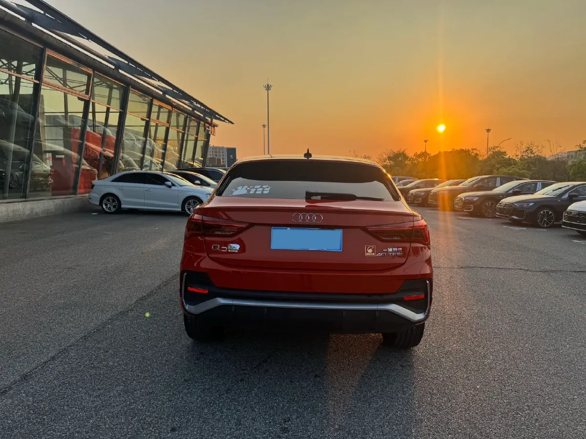 2020 Audi Q3 Sportback 2.0T 186HP L4 7DCT,autocango,china used car exporter,china ev exporter,chinese used car exporter,chinese used ev exporter