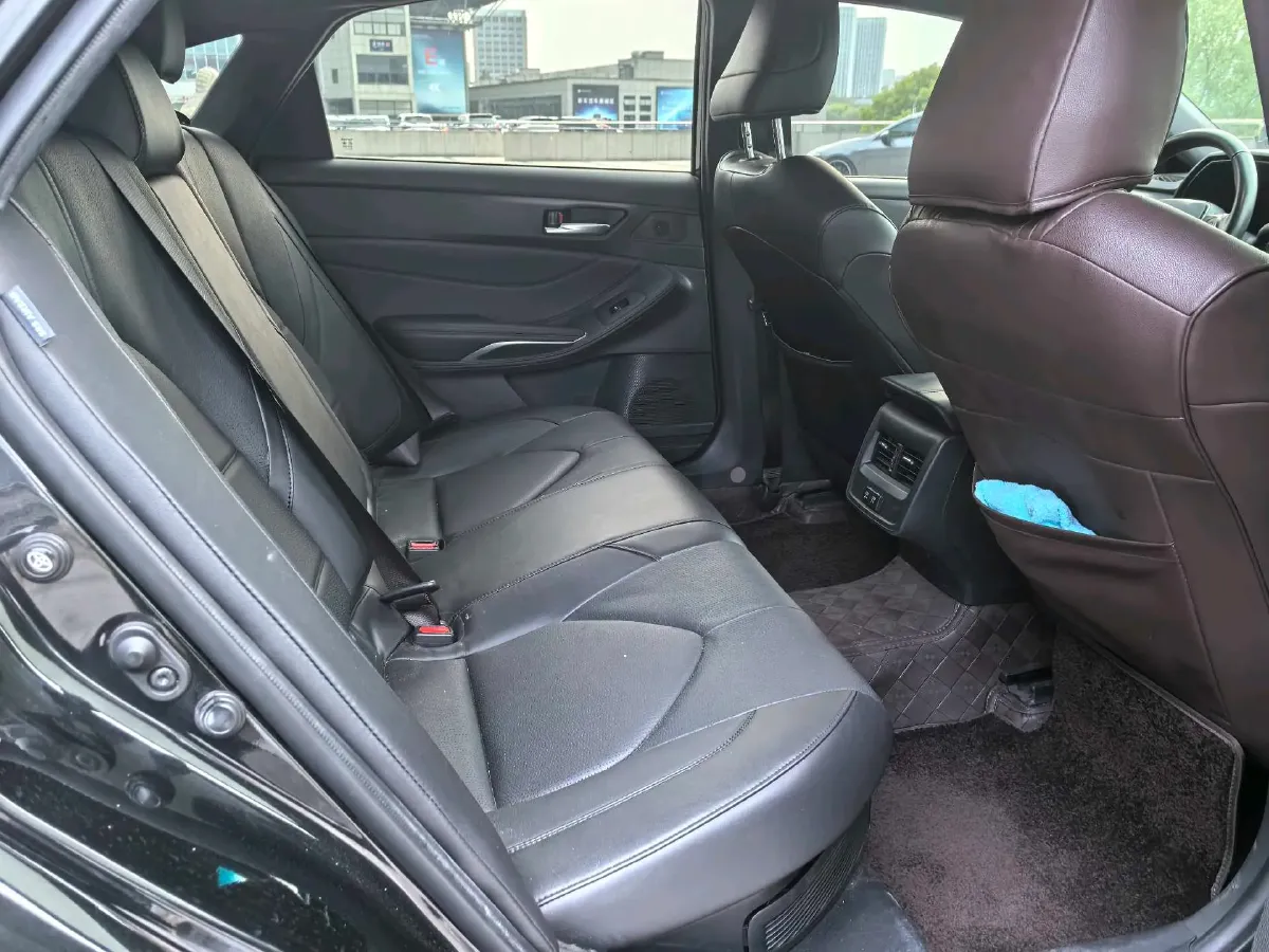 2019 Toyota Avalon 2.5L 178HP L4 E-CVT Hybrid,autocango,china used car exporter,china ev exporter,chinese used car exporter,chinese used ev exporter