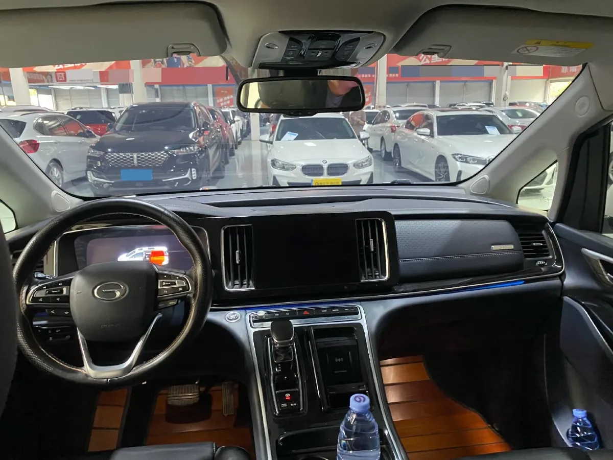 2021 GAC Trumpchi M8 2.0T 252HP L4 8AT,autocango,china used car exporter,china ev exporter,chinese used car exporter,chinese used ev exporter