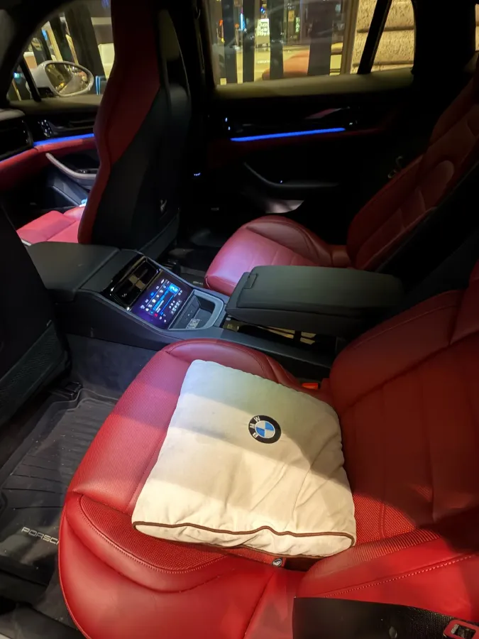 2024 Porsche Taycan 2AT BEV 105KWH,autocango,china used car exporter,china ev exporter,chinese used car exporter,chinese used ev exporter