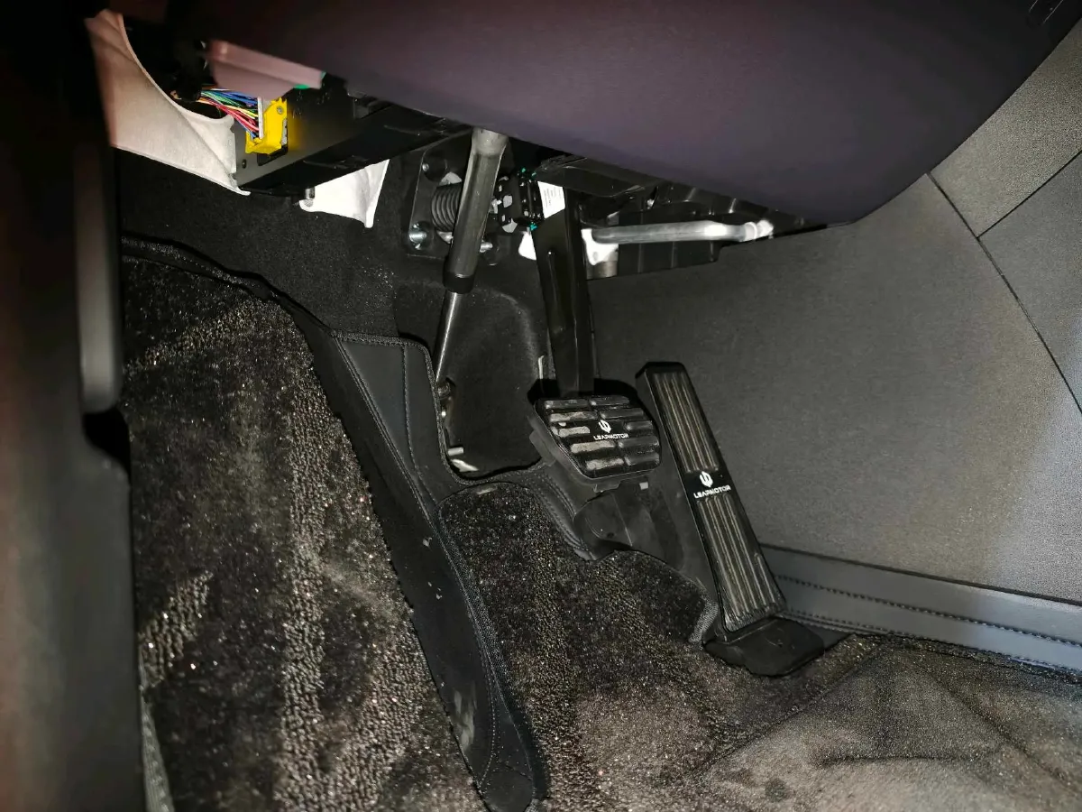 2026 Leapmotor C16 REEV 95HP REEV,autocango,china used car exporter,china ev exporter,chinese used car exporter,chinese used ev exporter