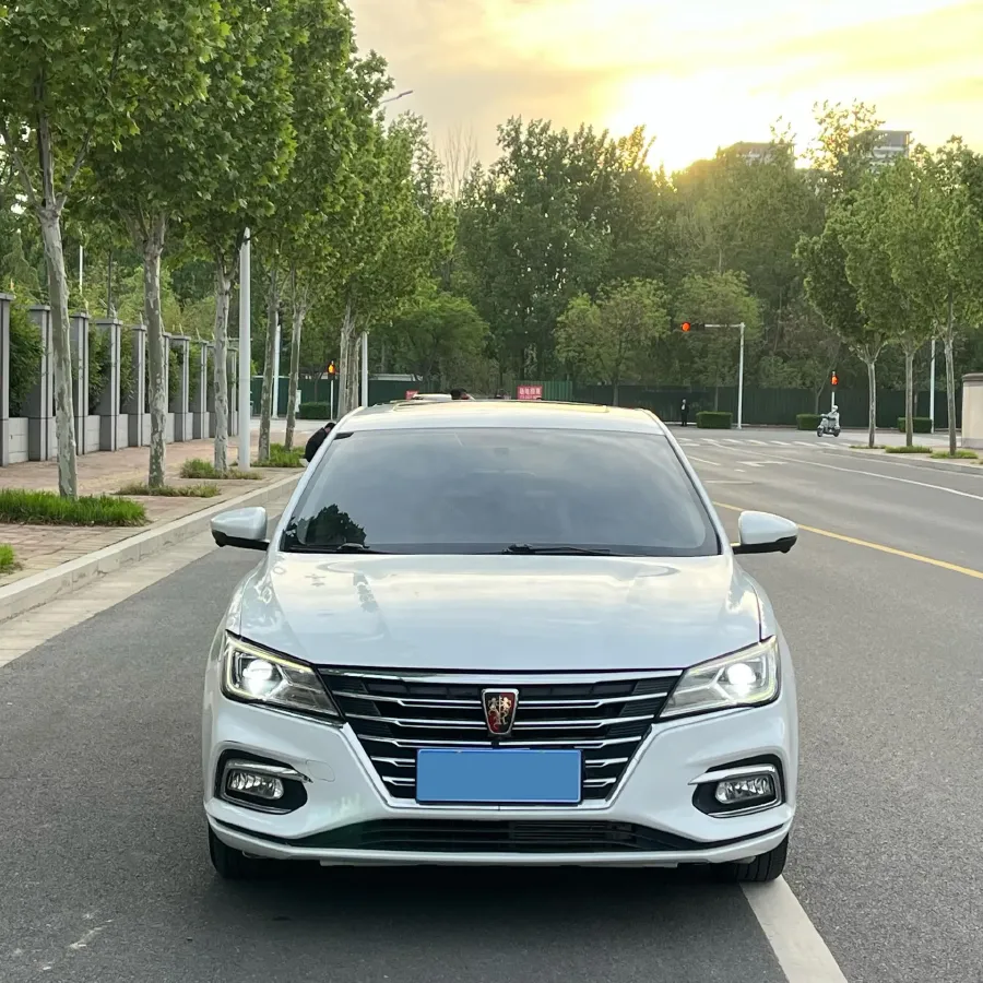2020 Roewe i5 1.5L 120HP L4 CVT,autocango,china used car exporter,china ev exporter,chinese used car exporter,chinese used ev exporter