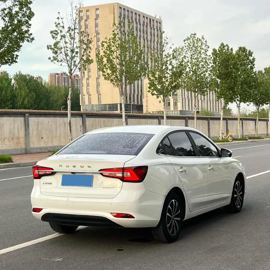 2020 Roewe i5 1.5L 120HP L4 CVT,autocango,china used car exporter,china ev exporter,chinese used car exporter,chinese used ev exporter