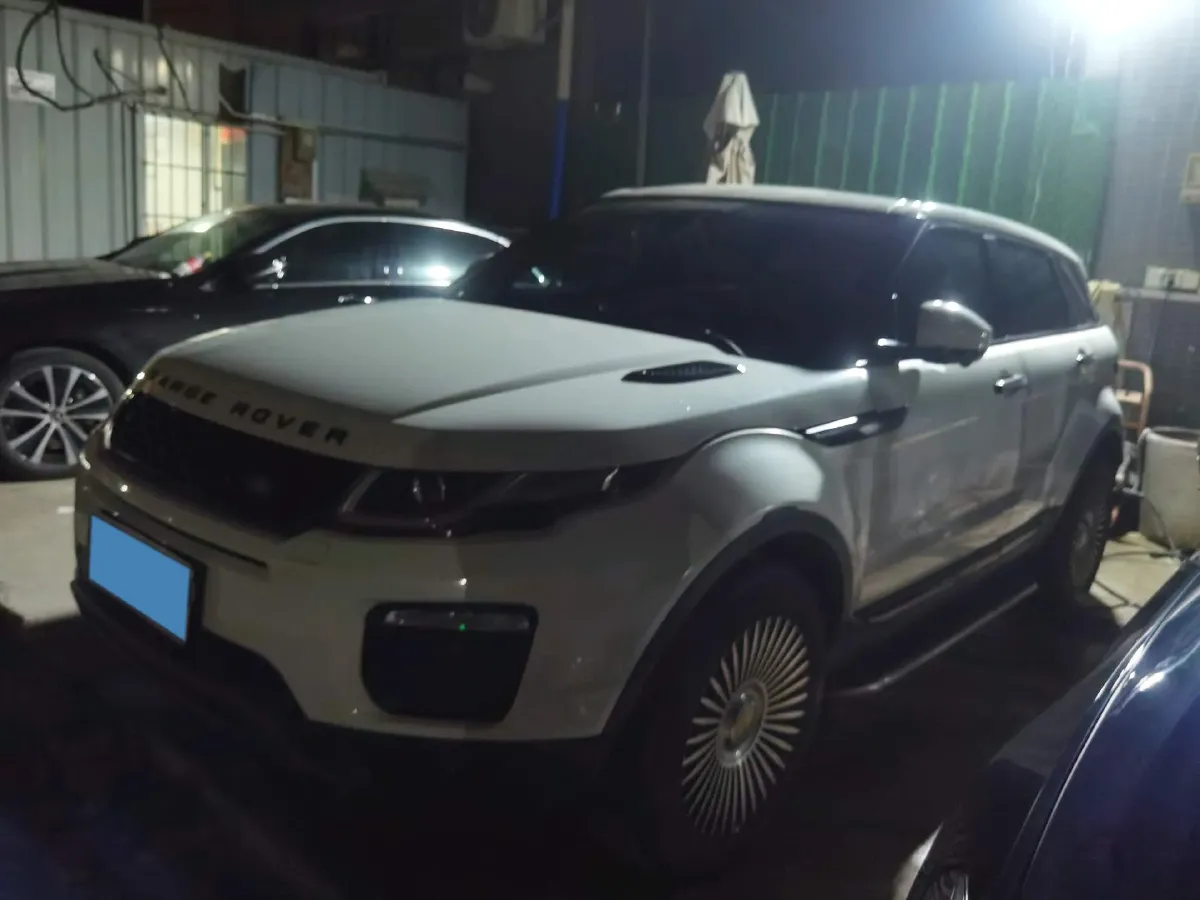 2018 Land Rover Range Rover Evoque 2.0T 241HP L4 9AT,autocango,china used car exporter,china ev exporter,chinese used car exporter,chinese used ev exporter