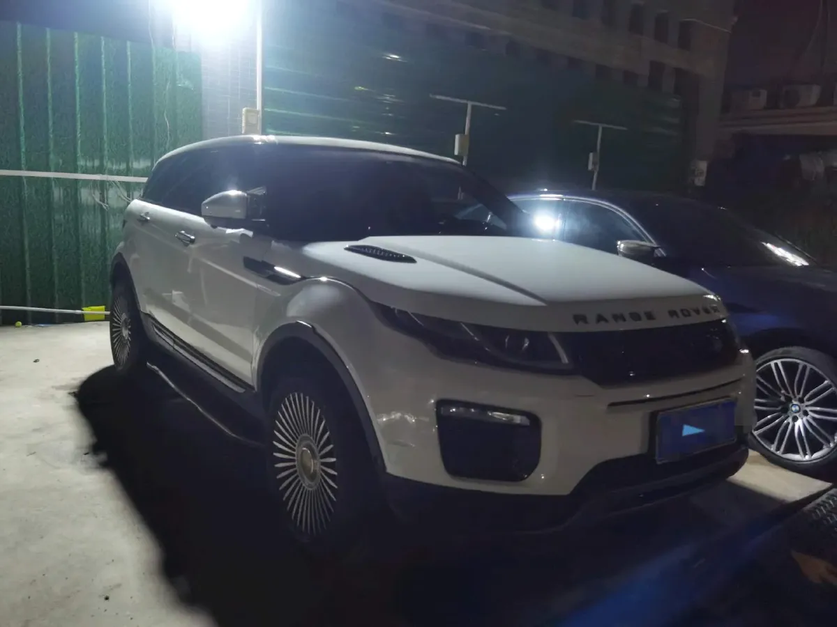 2018 Land Rover Range Rover Evoque 2.0T 241HP L4 9AT,autocango,china used car exporter,china ev exporter,chinese used car exporter,chinese used ev exporter