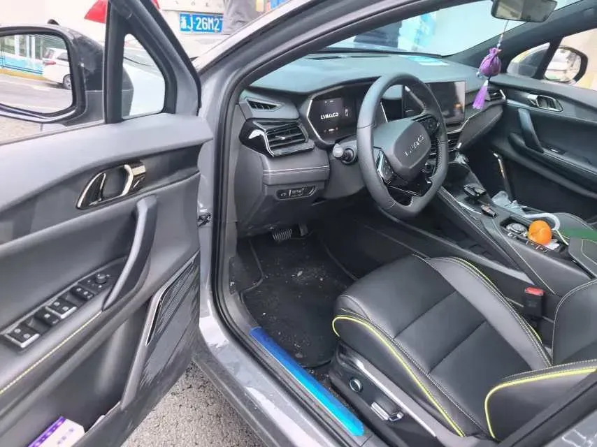 2023 LYNK&CO 06 1.5T 181HP L4 7DCT,autocango,china used car exporter,china ev exporter,chinese used car exporter,chinese used ev exporter