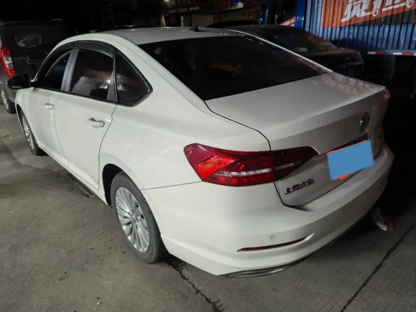 2019 Volkswagen Lavida 1.2T 116HP L4 7DCT,autocango,china used car exporter,china ev exporter,chinese used car exporter,chinese used ev exporter