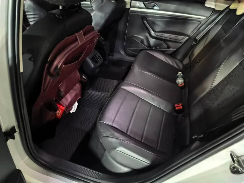 2019 Volkswagen Lavida 1.2T 116HP L4 7DCT,autocango,china used car exporter,china ev exporter,chinese used car exporter,chinese used ev exporter