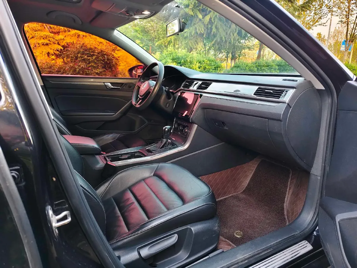 2015 Volkswagen Passat 1.8T 160HP L4 6AT,autocango,china used car exporter,china ev exporter,chinese used car exporter,chinese used ev exporter