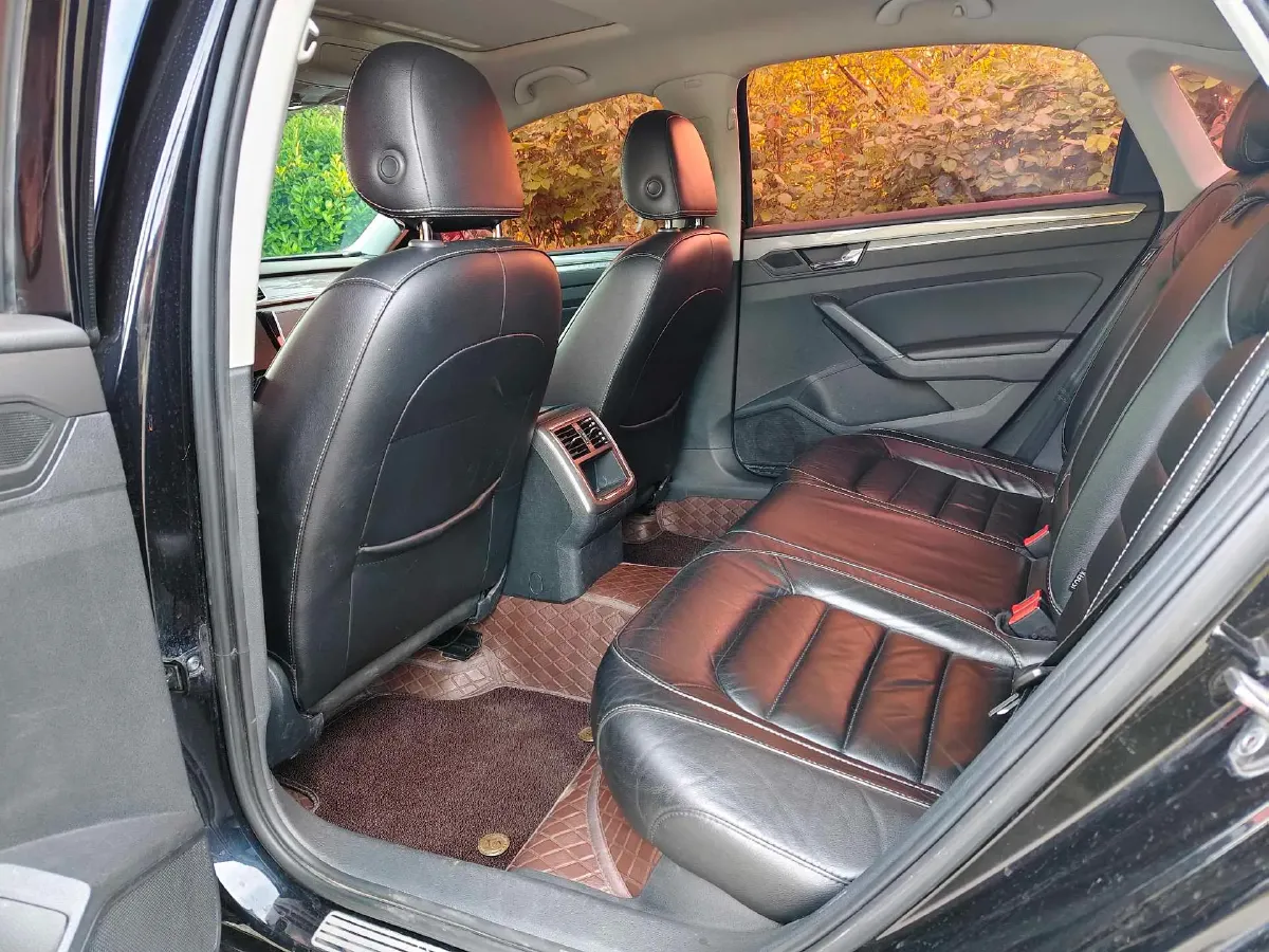 2015 Volkswagen Passat 1.8T 160HP L4 6AT,autocango,china used car exporter,china ev exporter,chinese used car exporter,chinese used ev exporter