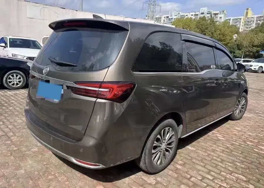 2023 Buick GL8 2.0T 237HP L4 9AT,autocango,china used car exporter,china ev exporter,chinese used car exporter,chinese used ev exporter