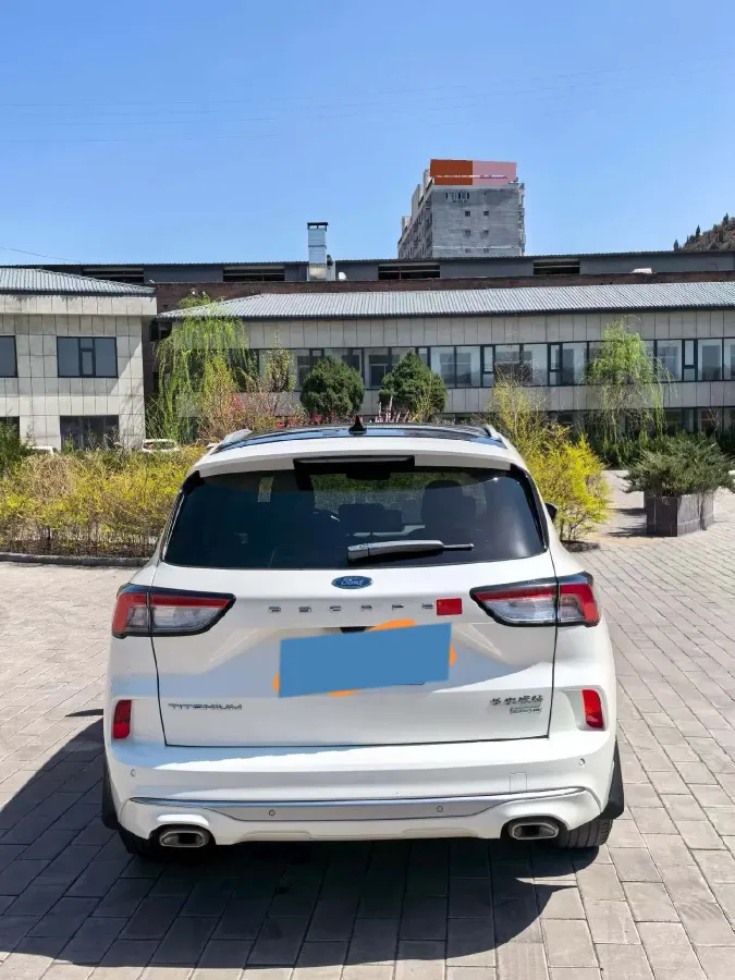 2020 Ford Escape 2.0T 248HP L4 8AT,autocango,china used car exporter,china ev exporter,chinese used car exporter,chinese used ev exporter