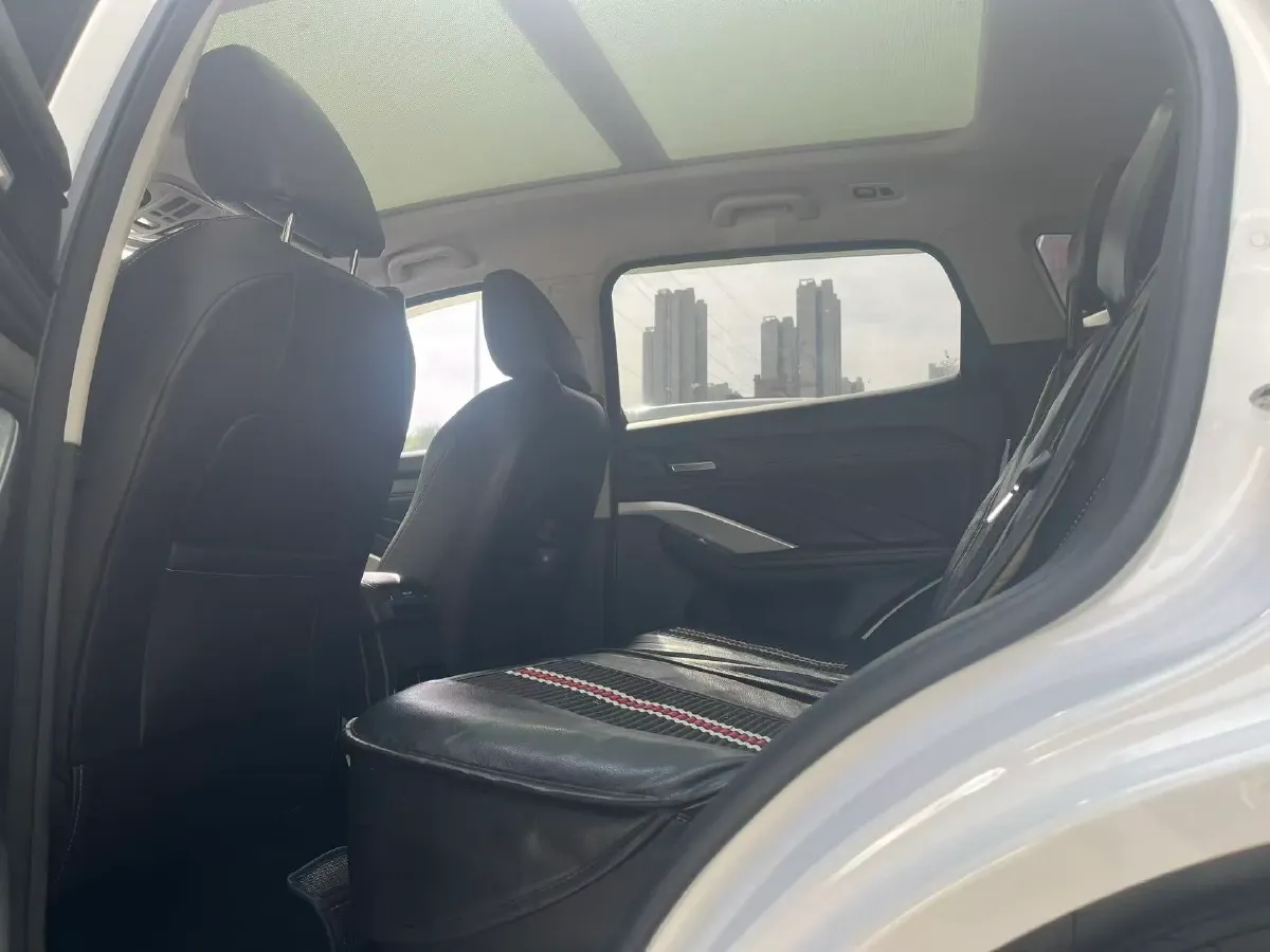 2018 WEY VV6 2.0T 197HP L4 7DCT,autocango,china used car exporter,china ev exporter,chinese used car exporter,chinese used ev exporter