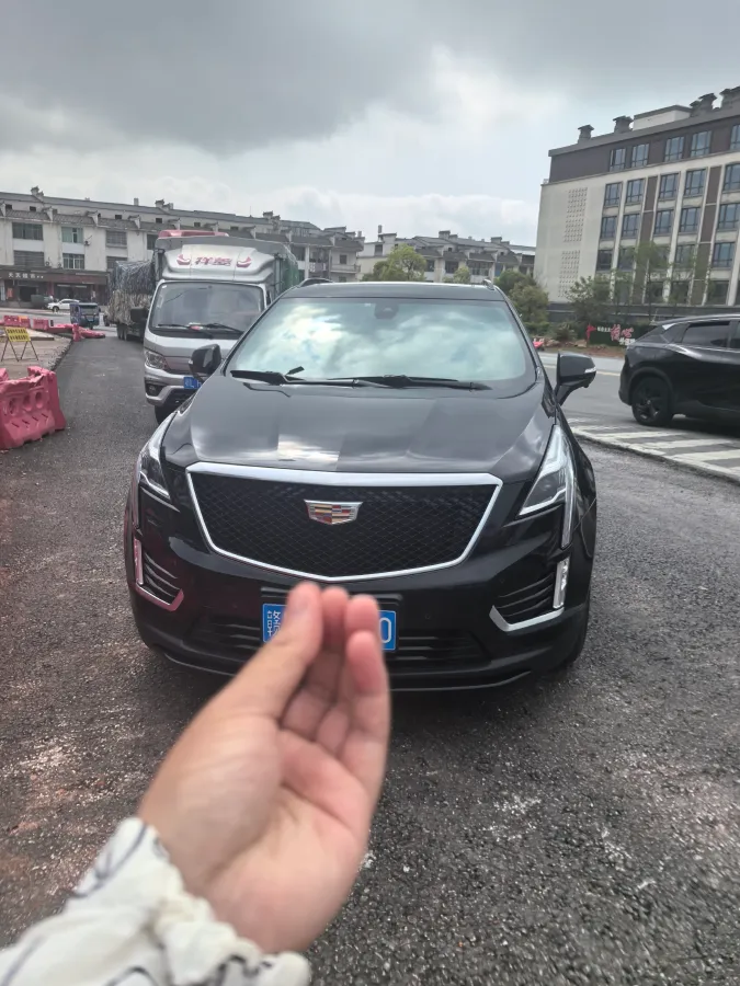 2024 Cadillac XT5 2.0T 237HP L4 9AT,autocango,china used car exporter,china ev exporter,chinese used car exporter,chinese used ev exporter