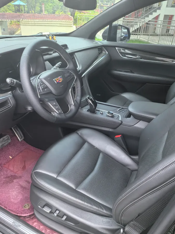 2024 Cadillac XT5 2.0T 237HP L4 9AT,autocango,china used car exporter,china ev exporter,chinese used car exporter,chinese used ev exporter