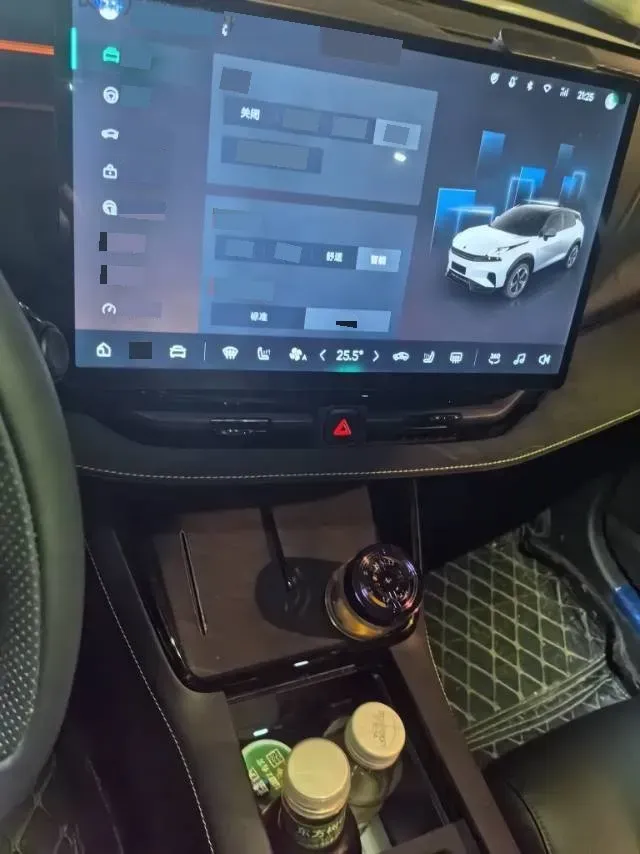 2025 LYNK&CO 06 1.5T 181HP L4 7DCT,autocango,china used car exporter,china ev exporter,chinese used car exporter,chinese used ev exporter