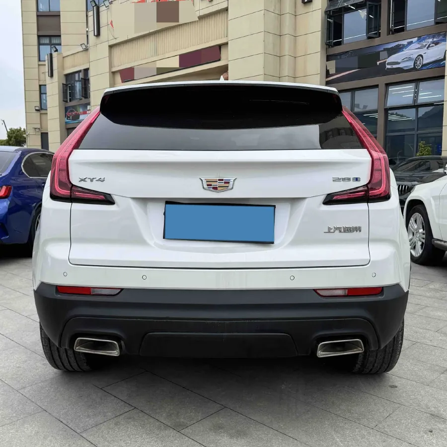 2022 Cadillac XT4 2.0T 237HP L4 9AT,autocango,china used car exporter,china ev exporter,chinese used car exporter,chinese used ev exporter