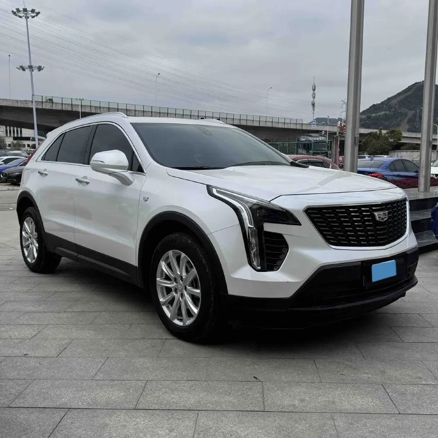 2022 Cadillac XT4 2.0T 237HP L4 9AT,autocango,china used car exporter,china ev exporter,chinese used car exporter,chinese used ev exporter