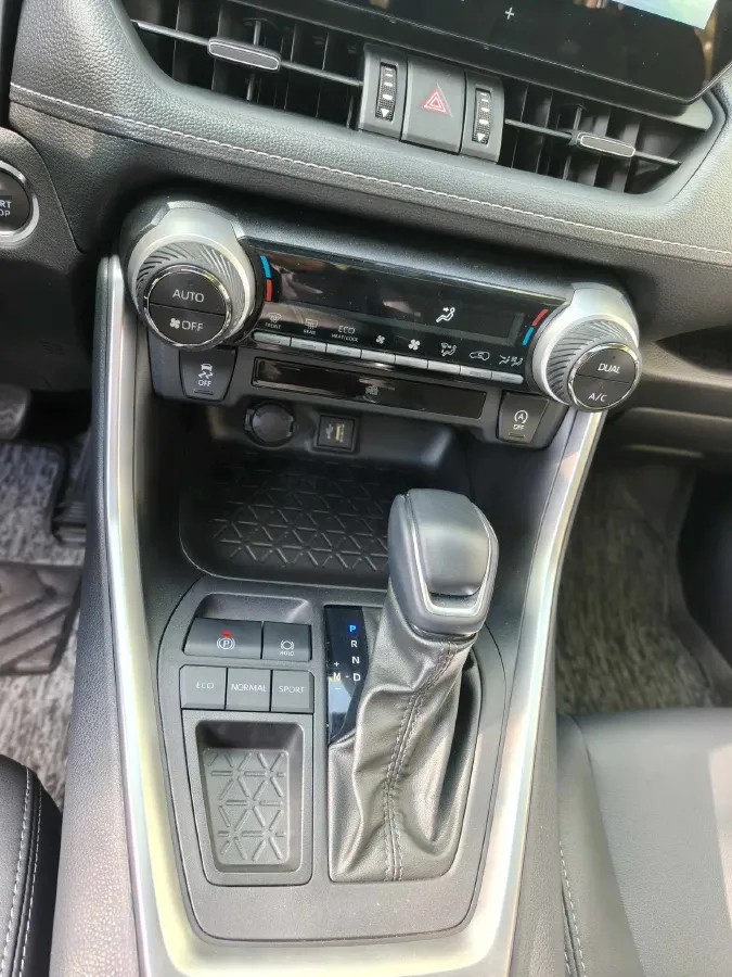 2023 Toyota Wildlander 2.0L 171HP L4 CVT,autocango,china used car exporter,china ev exporter,chinese used car exporter,chinese used ev exporter