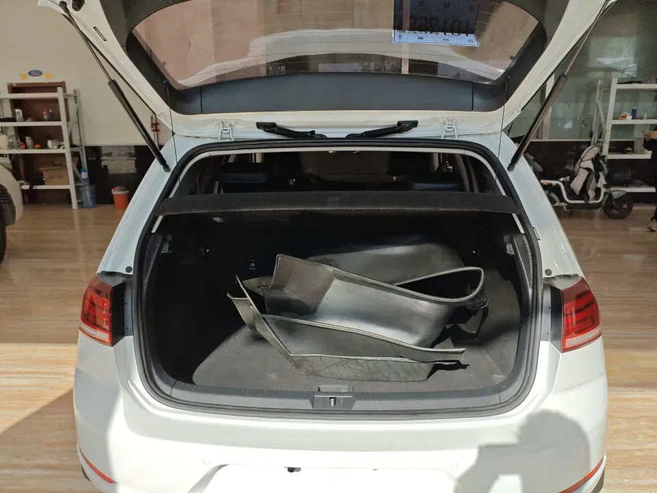 2018 Volkswagen Golf 1.6L 110HP L4 6AT,autocango,china used car exporter,china ev exporter,chinese used car exporter,chinese used ev exporter