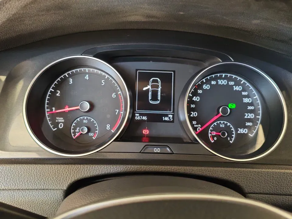 2018 Volkswagen Golf 1.6L 110HP L4 6AT,autocango,china used car exporter,china ev exporter,chinese used car exporter,chinese used ev exporter