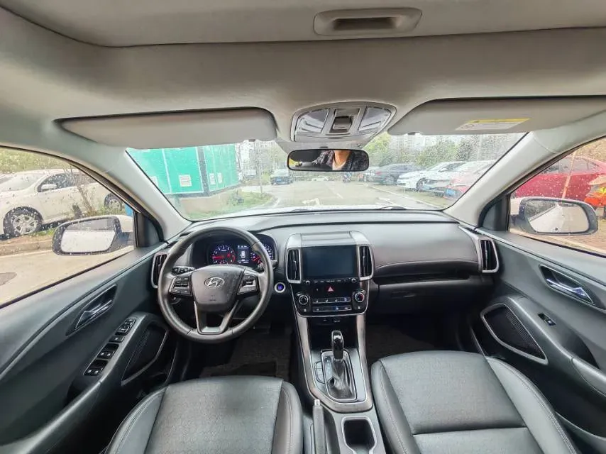 2019 Hyundai ix35 2.0L 160HP L4 6AT,autocango,china used car exporter,china ev exporter,chinese used car exporter,chinese used ev exporter