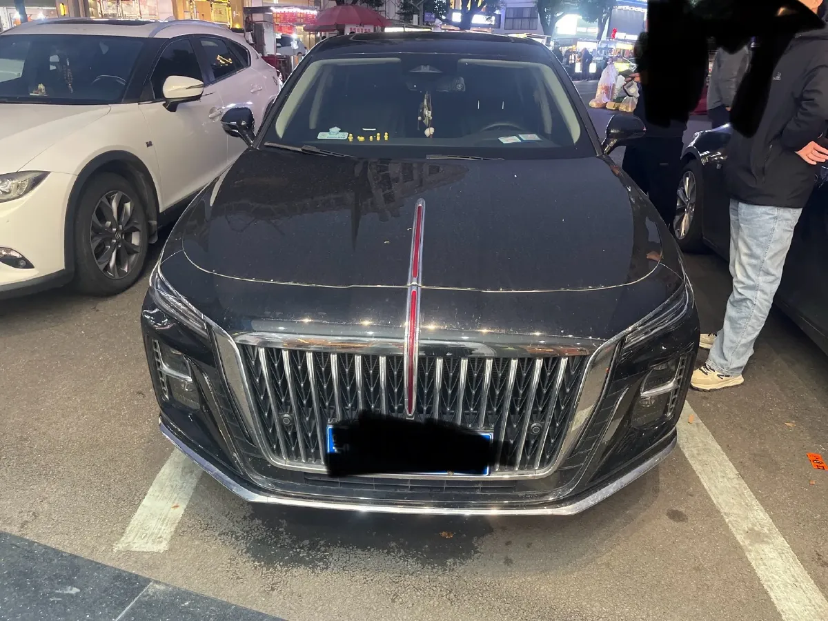2024 HongQi H5 2.0T 224HP L4 8AT,autocango,china used car exporter,china ev exporter,chinese used car exporter,chinese used ev exporter
