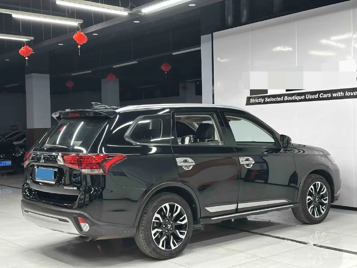 2019 Mitsubishi Outlander 2.0L 166HP L4 CVT,autocango,china used car exporter,china ev exporter,chinese used car exporter,chinese used ev exporter