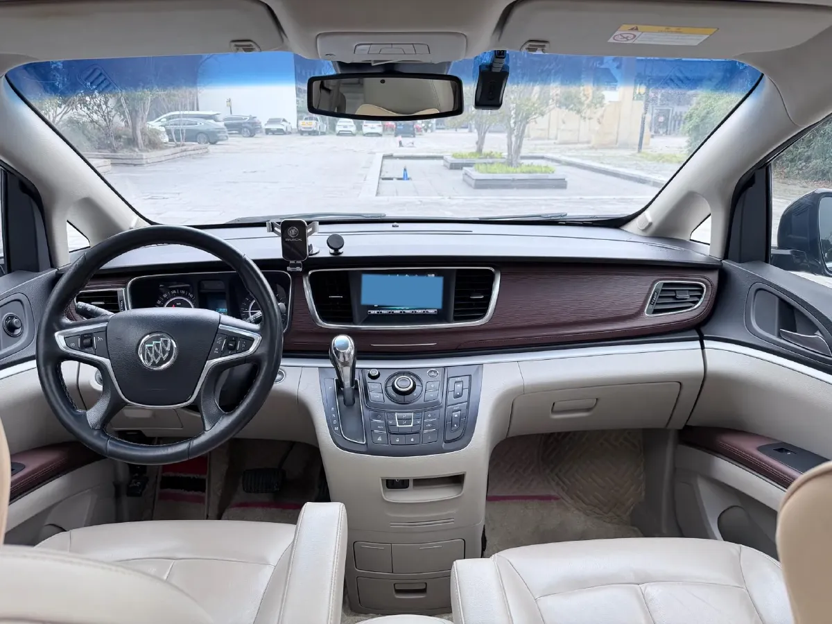 2018 Buick GL8 2.0T 260HP L4 6AT,autocango,china used car exporter,china ev exporter,chinese used car exporter,chinese used ev exporter