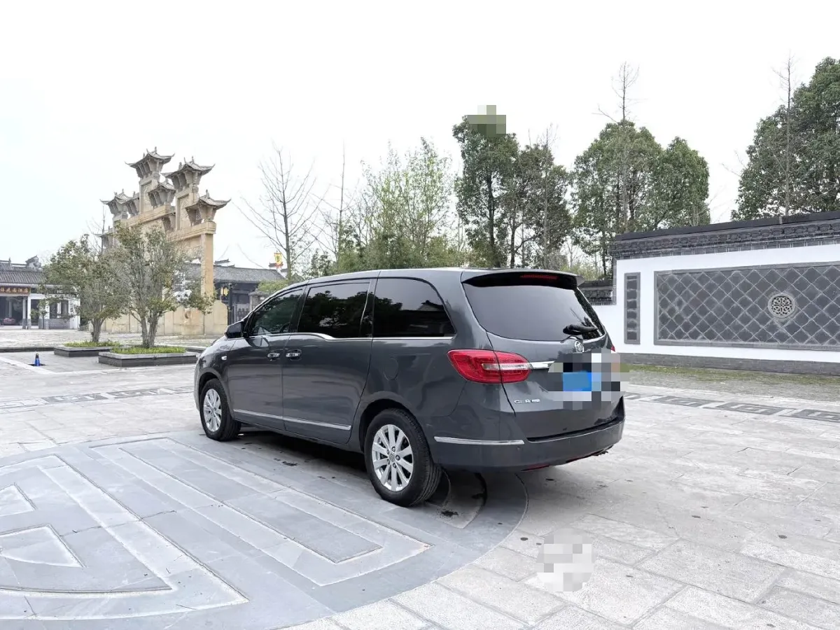 2018 Buick GL8 2.0T 260HP L4 6AT,autocango,china used car exporter,china ev exporter,chinese used car exporter,chinese used ev exporter