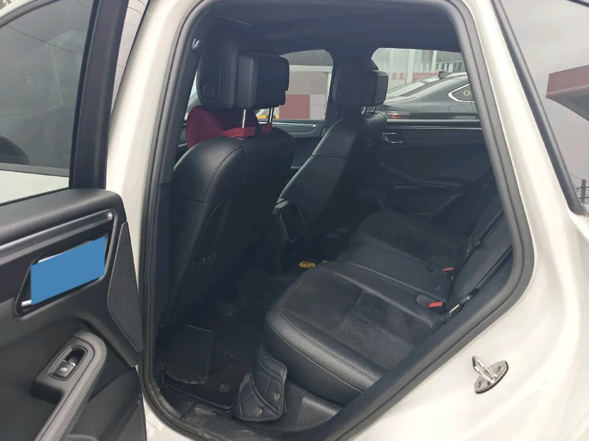 2018 Porsche Macan 2.0T 252HP L4 7DCT,autocango,china used car exporter,china ev exporter,chinese used car exporter,chinese used ev exporter