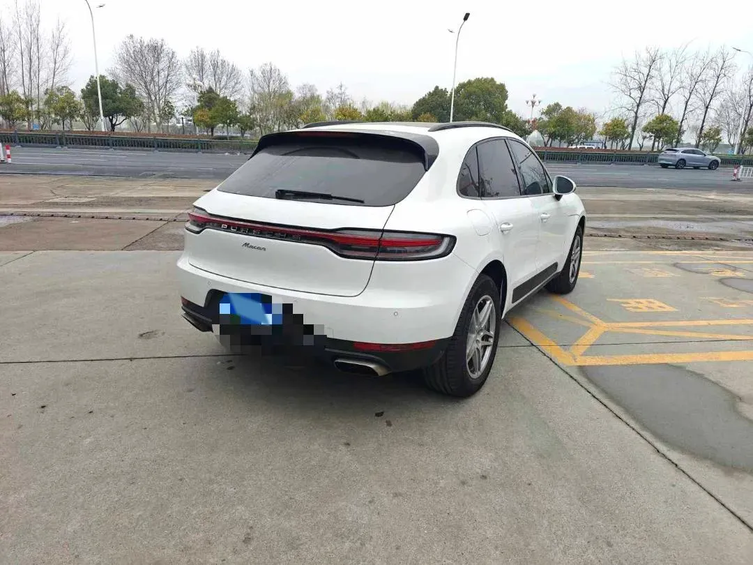 2018 Porsche Macan 2.0T 252HP L4 7DCT,autocango,china used car exporter,china ev exporter,chinese used car exporter,chinese used ev exporter