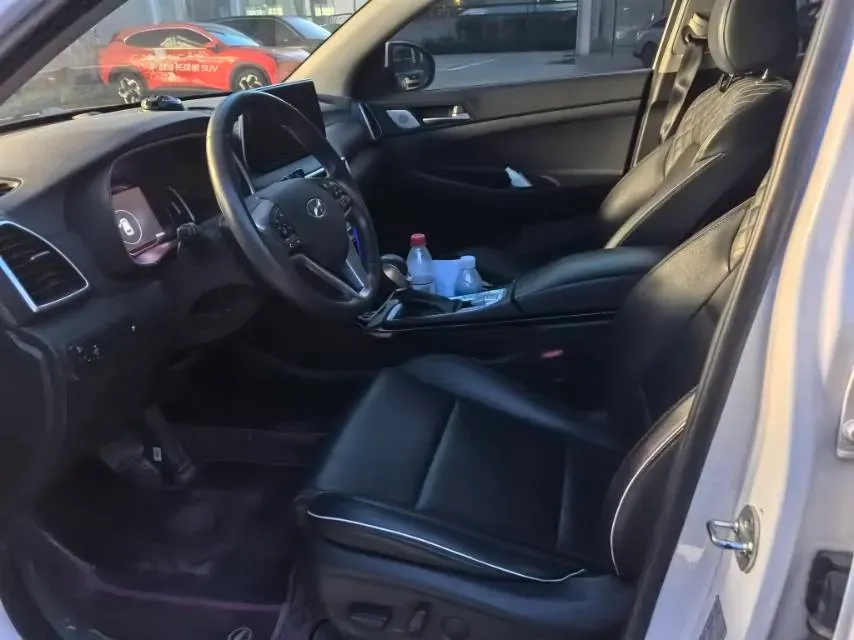 2019 Hyundai Tucson 1.6T 177HP L4 7DCT,autocango,china used car exporter,china ev exporter,chinese used car exporter,chinese used ev exporter