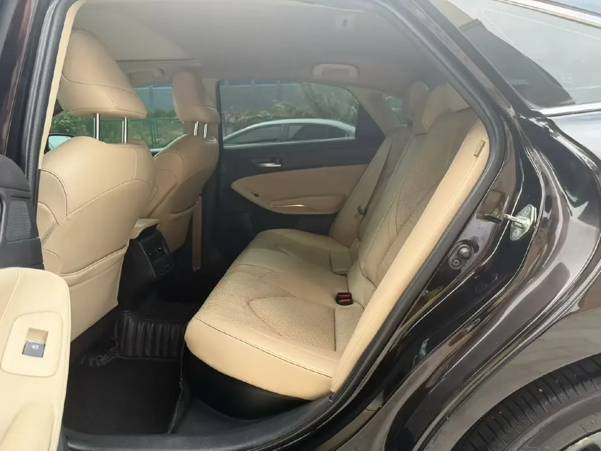 2019 Toyota Avalon 2.5L 178HP L4 E-CVT Hybrid,autocango,china used car exporter,china ev exporter,chinese used car exporter,chinese used ev exporter