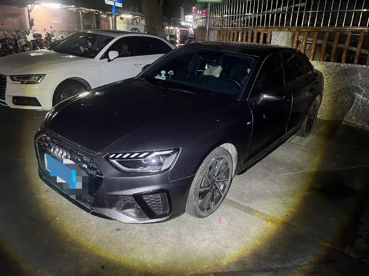 2023 Audi A4L 2.0T 190HP L4 7DCT,autocango,china used car exporter,china ev exporter,chinese used car exporter,chinese used ev exporter