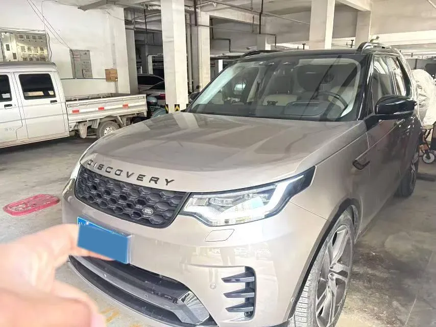2021 Land Rover Discovery 3.0T 360HP L6 8AT,autocango,china used car exporter,china ev exporter,chinese used car exporter,chinese used ev exporter